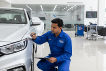 Load image into Gallery viewer, INDIAN MAN DOING VECHILE PDI 